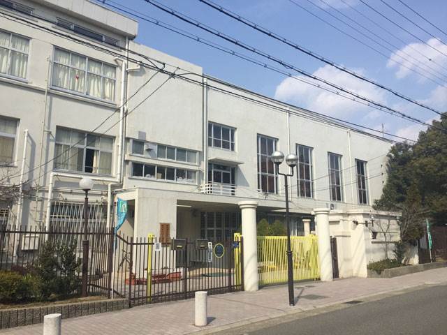 神戸市立湊川中学校