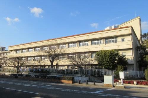神戸市立湊小学校